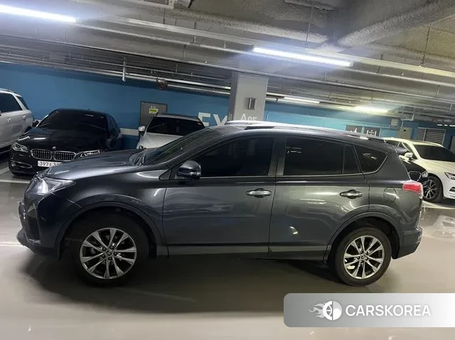 Toyota RAV4 id 3541514 из Кореи 13