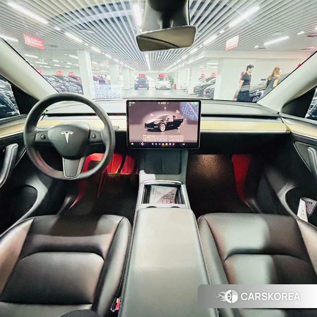Tesla Model Y 2023 Черный из Китая, фото 3