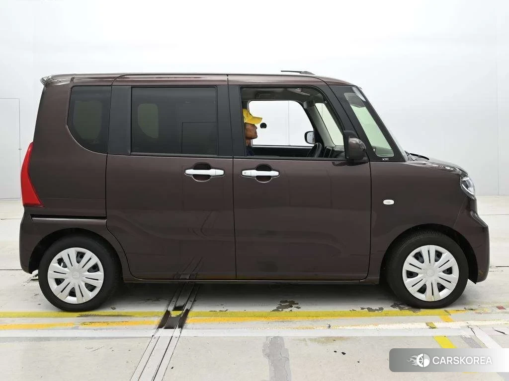 Daihatsu Tanto 2025 из Японии, фото 3