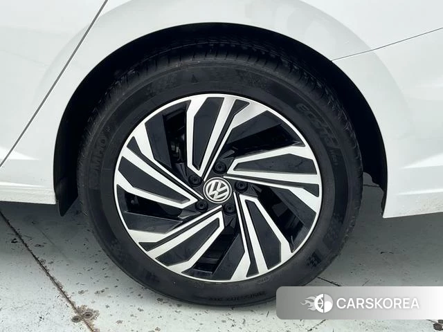Volkswagen Sagitar id 4353737 из Китая 21