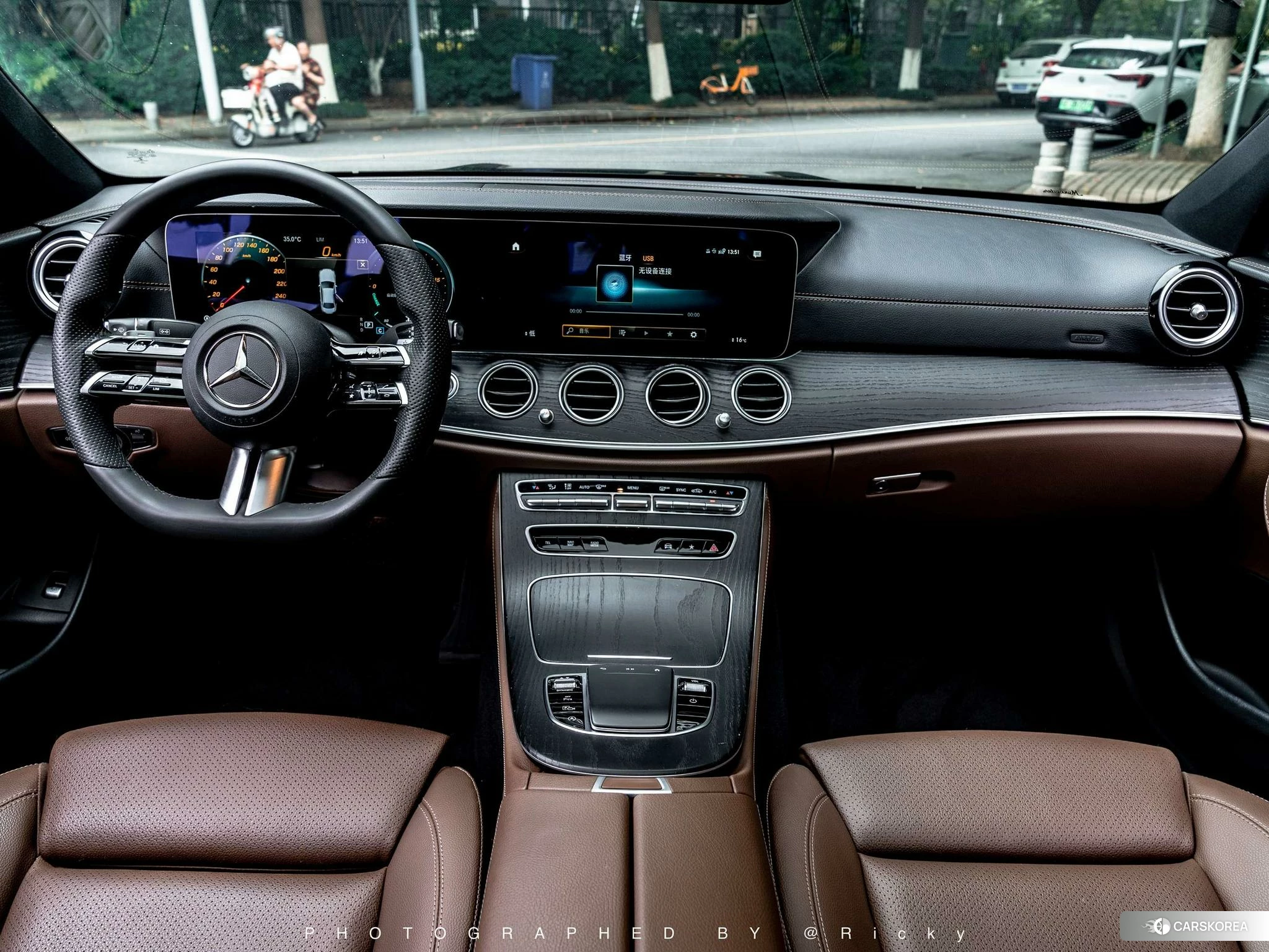 Mercedes-Benz E-class 2021 Черный из Китая, фото 4