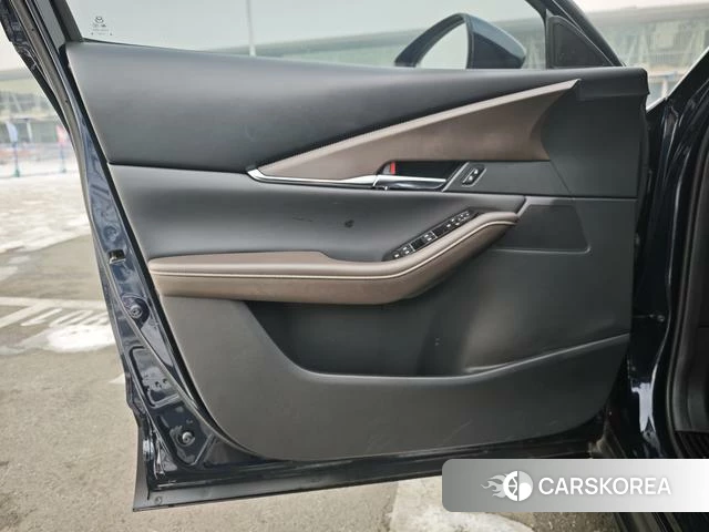 Mazda CX-30 id 4263394 из Китая 21