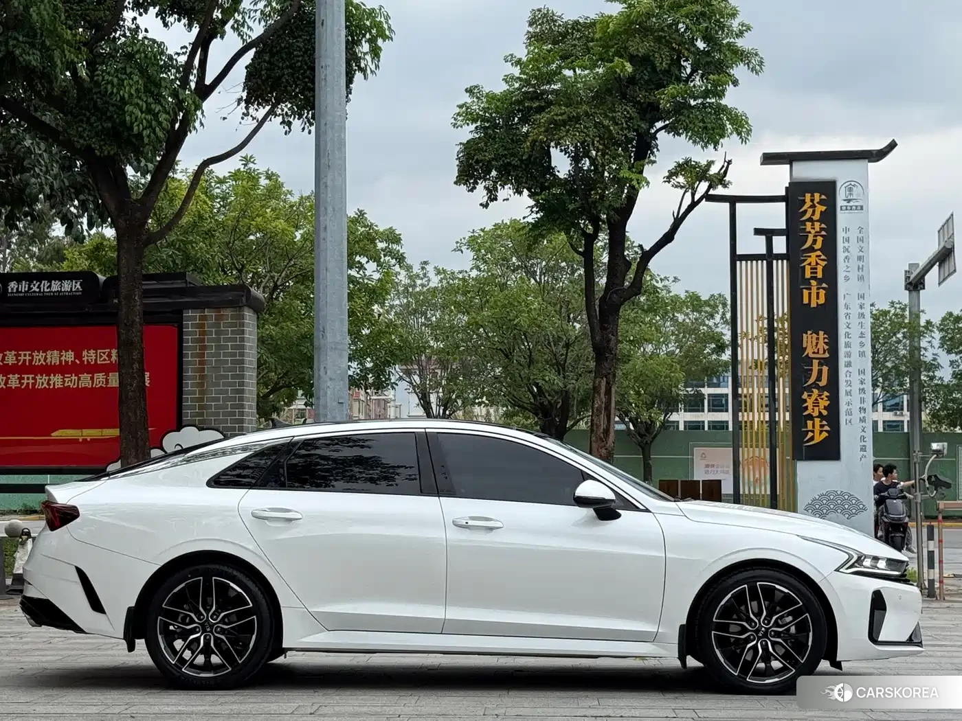 Kia K5 id 4514430 из Китая 13