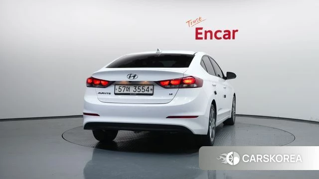 Hyundai Avante AD id 4203801 из Кореи 23