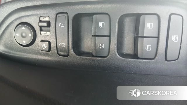Hyundai Venue id 4446972 из Кореи 8