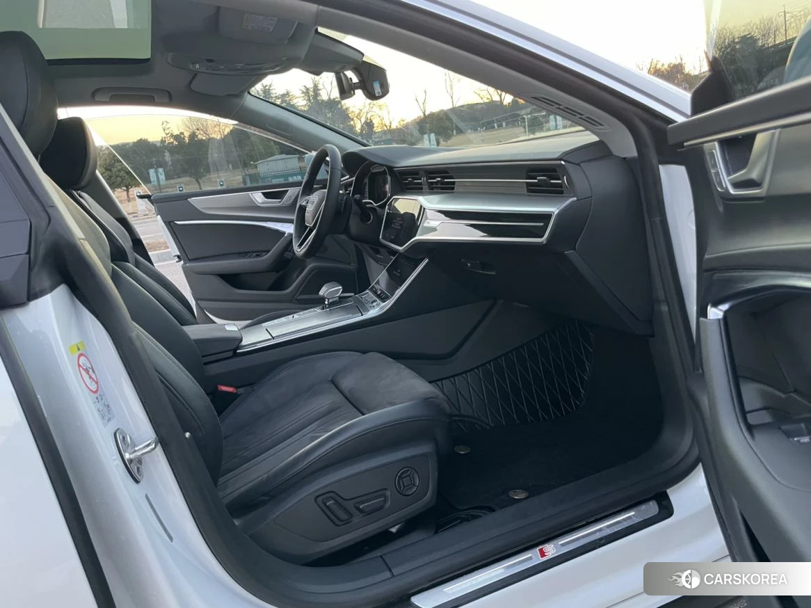 Audi A7 id 4440910 из Китая 9