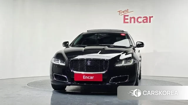 Jaguar All New XJ id 3489410 из Кореи 13