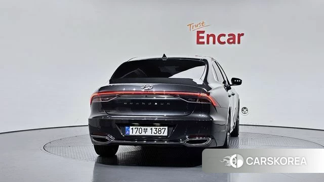 Hyundai The New Grandeur IG id 4435025 из Кореи 23