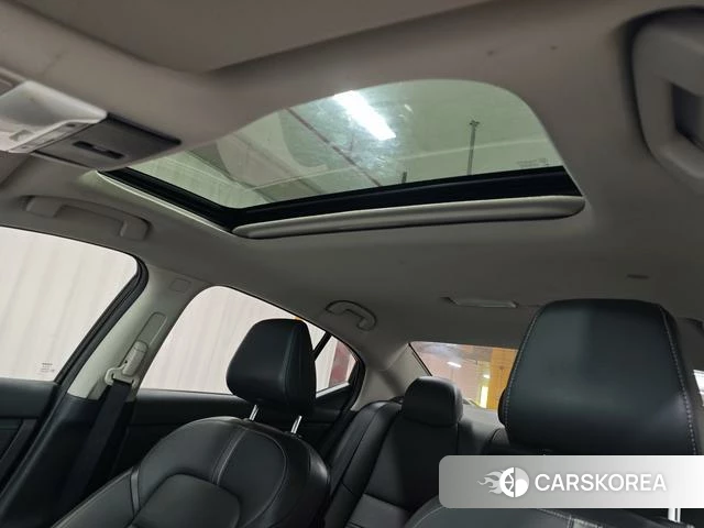 Nissan Xuan Yi id 4212660 из Китая 13