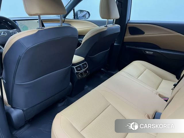 Lexus RX id 3920388 из Китая 23