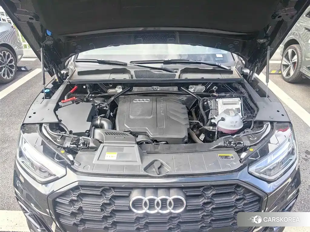 Audi Q5L id 4559805 из Китая 23
