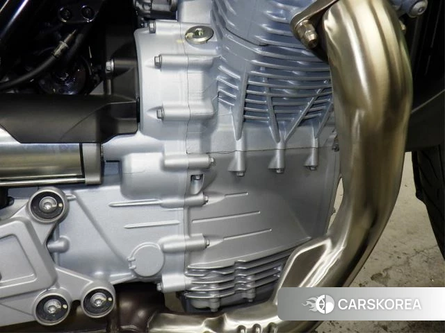 Engine photo