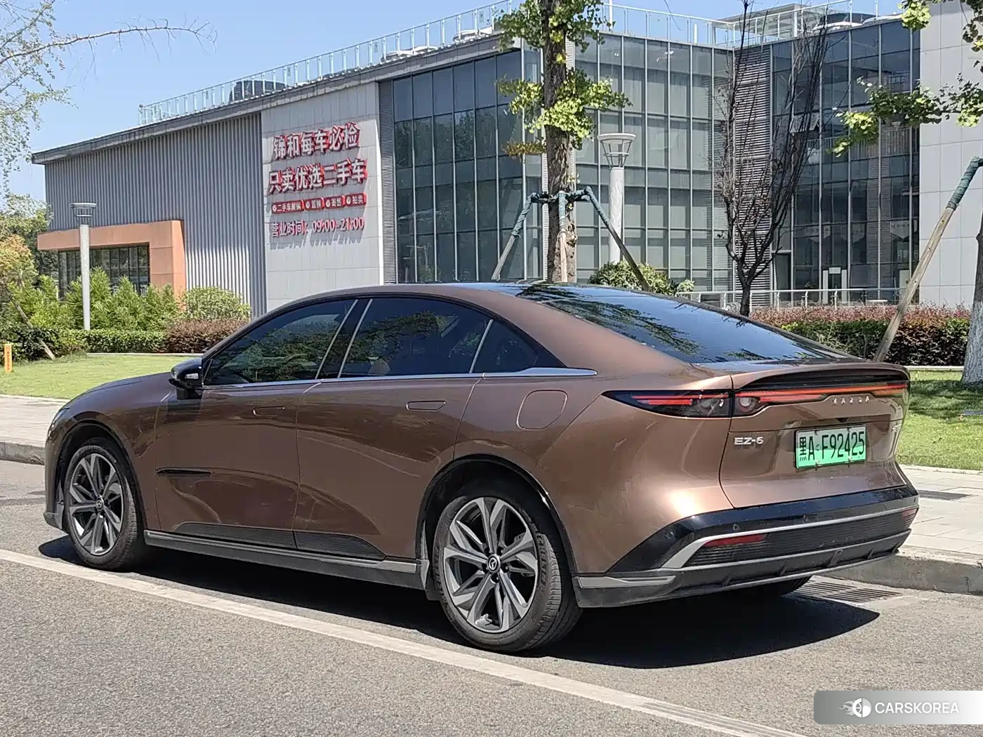 Mazda EZ-6 2025 Champagne/brown из Китая, фото 5