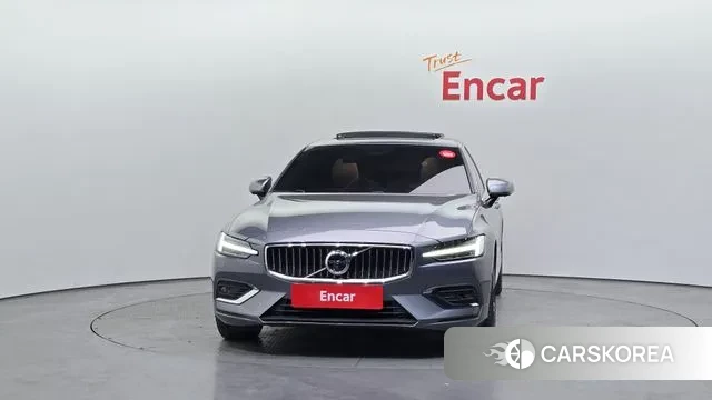 Volvo S60 3rd generation id 3771802 из Кореи 13