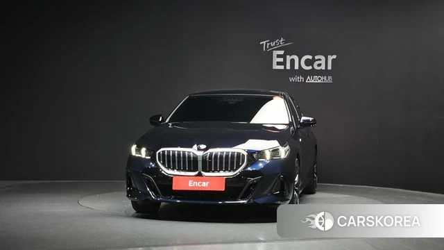 BMW 5 Series (G60) id 4505581 из Кореи 23