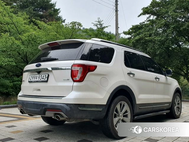 Ford Explorer 2018 Белый из Кореи, фото 6