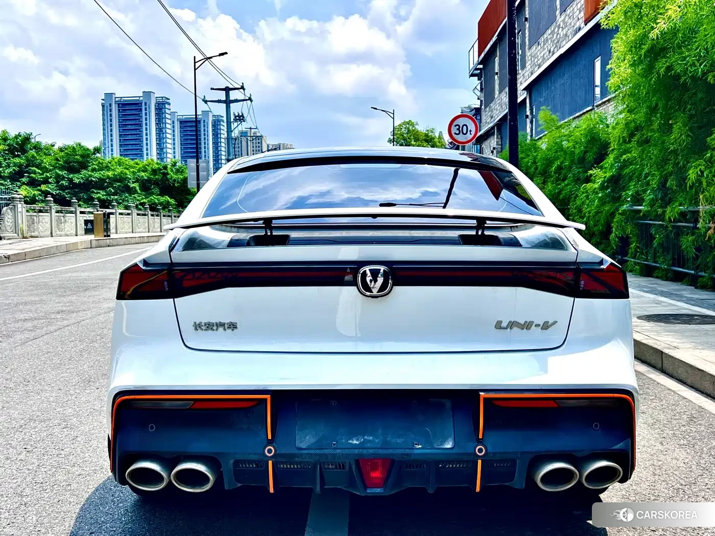 Chang'an Changan UNI-V id 4546385 из Китая 9