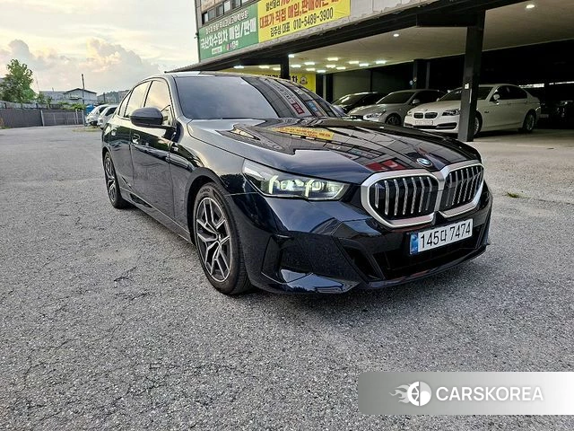 BMW 5 Series (G60) id 4665100 из Кореи 13