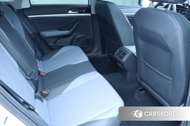 Volkswagen Lavida id 4222032 из Китая 16