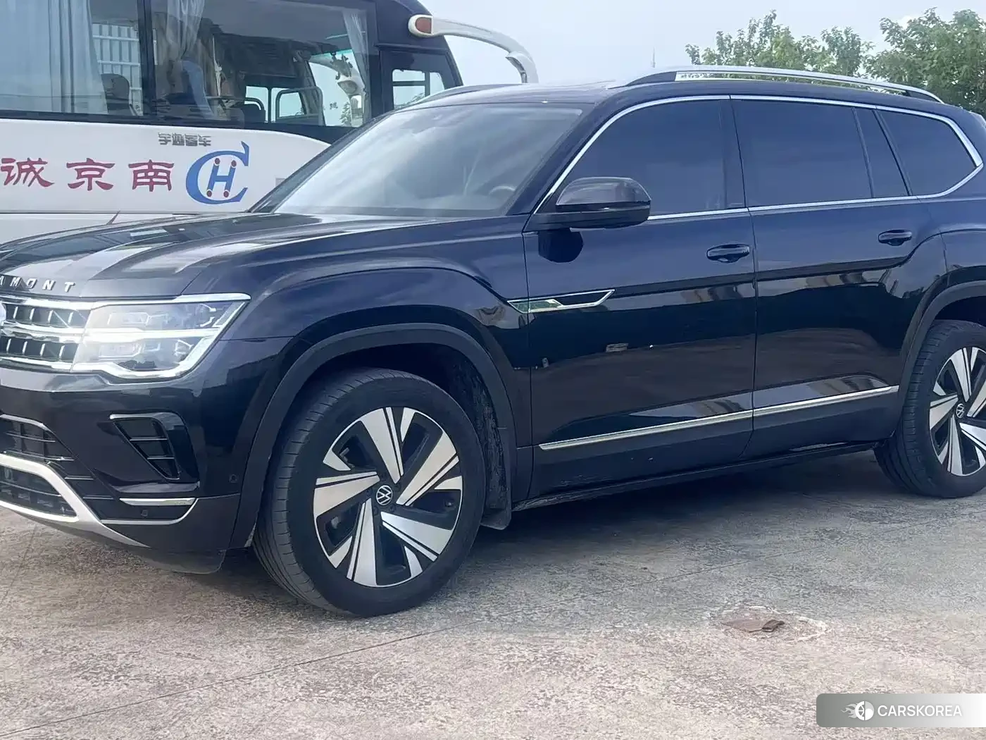 Volkswagen Touareg id 4654514 из Китая 8