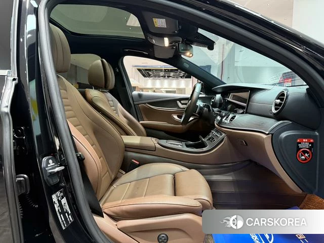 Mercedes-Benz E-class id 4290694 из Китая 23