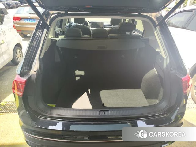 Volkswagen Tiguan L 2024 Черный из Китая, фото 3