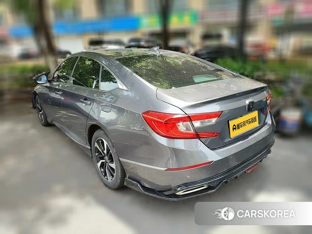 Honda Accord 2021 Темно-серый из Китая, фото 3