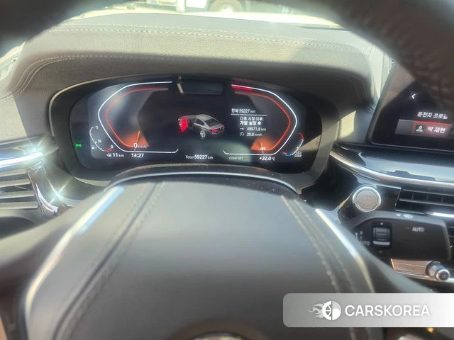 BMW 5 Series (G30) 2022 Белый из Кореи, фото 3