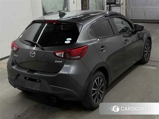 Mazda Demio 2018 из Японии, фото 3