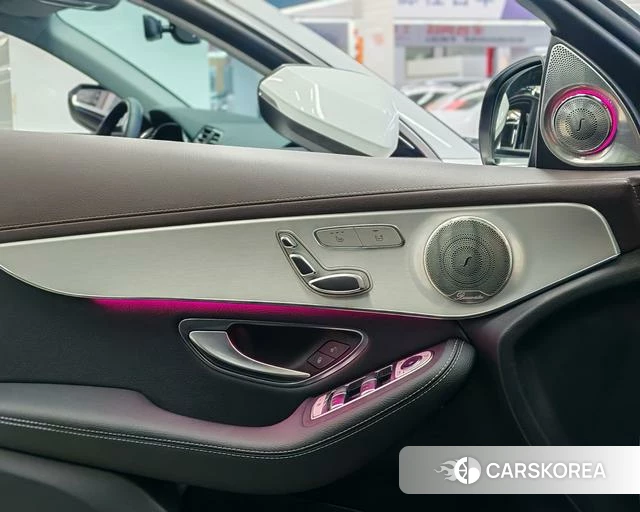 Mercedes-Benz GLC 2021 Черный из Китая, фото 4
