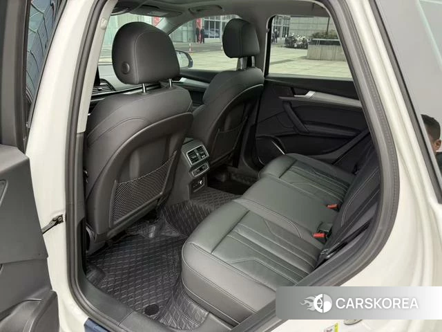 Audi Q5L 2023 Белый из Китая, фото 6