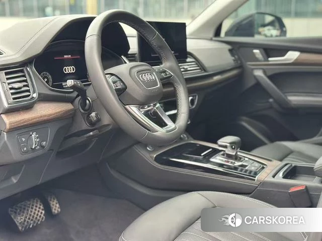 Audi Q5L id 4290307 из Китая 9