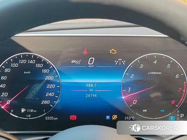 Mercedes-Benz Class C 2023 Серебристо-серый из Китая, фото 6