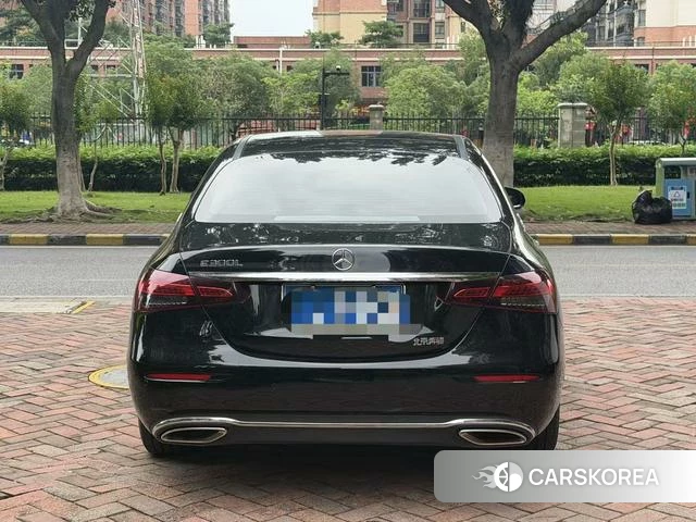 Mercedes-Benz E-class id 4342278 из Китая 7