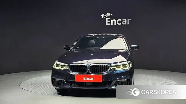 BMW 5 Series (G30) id 3459751 из Кореи 13