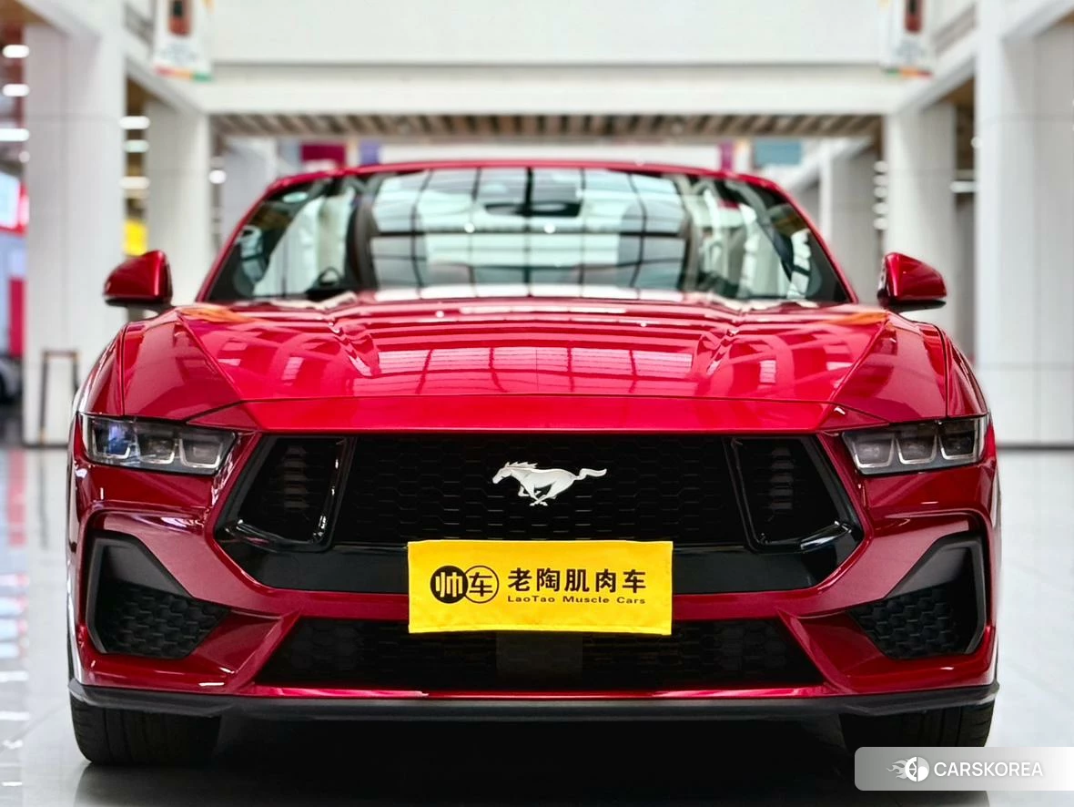 Ford Mustang 2024 Красный из Китая, фото 3