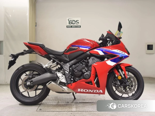 Honda CBR650R E-CLUTCH 2025 из Японии