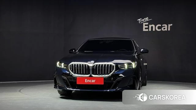 BMW 5 Series (G60) id 4617494 из Кореи 13