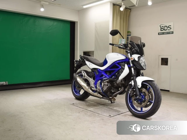 Проданный Suzuki GLADIUS 400 2012 из Японии, фото 3