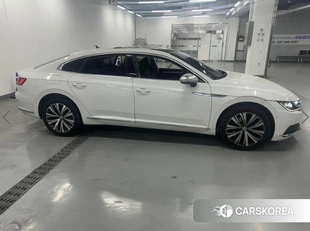 Volkswagen Arteon 2019 Белый из Кореи, фото 6