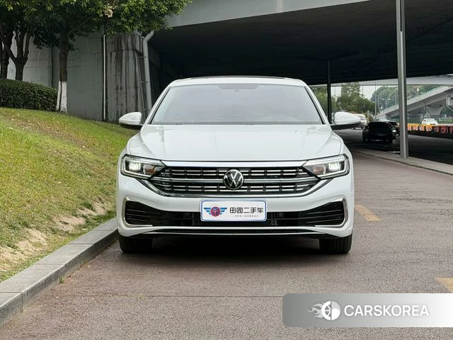 Volkswagen Sagitar 2025 Белый из Китая, фото 6