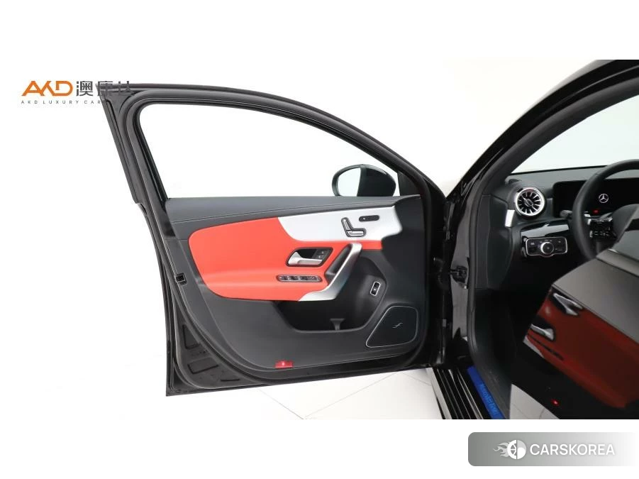 Mercedes-Benz Class A AMG 2024 Черный из Китая, фото 3