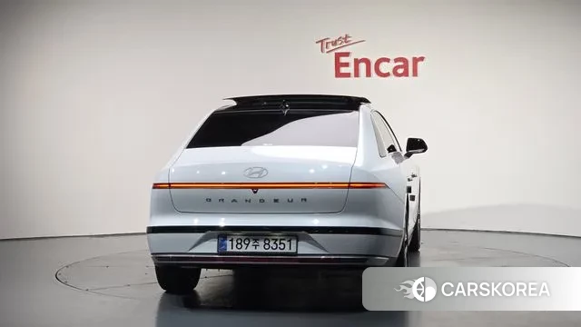 Hyundai Grandeur (GN7) id 3299528 из Кореи 13