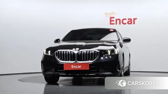 BMW 5 Series (G60) id 3763263 из Кореи 13