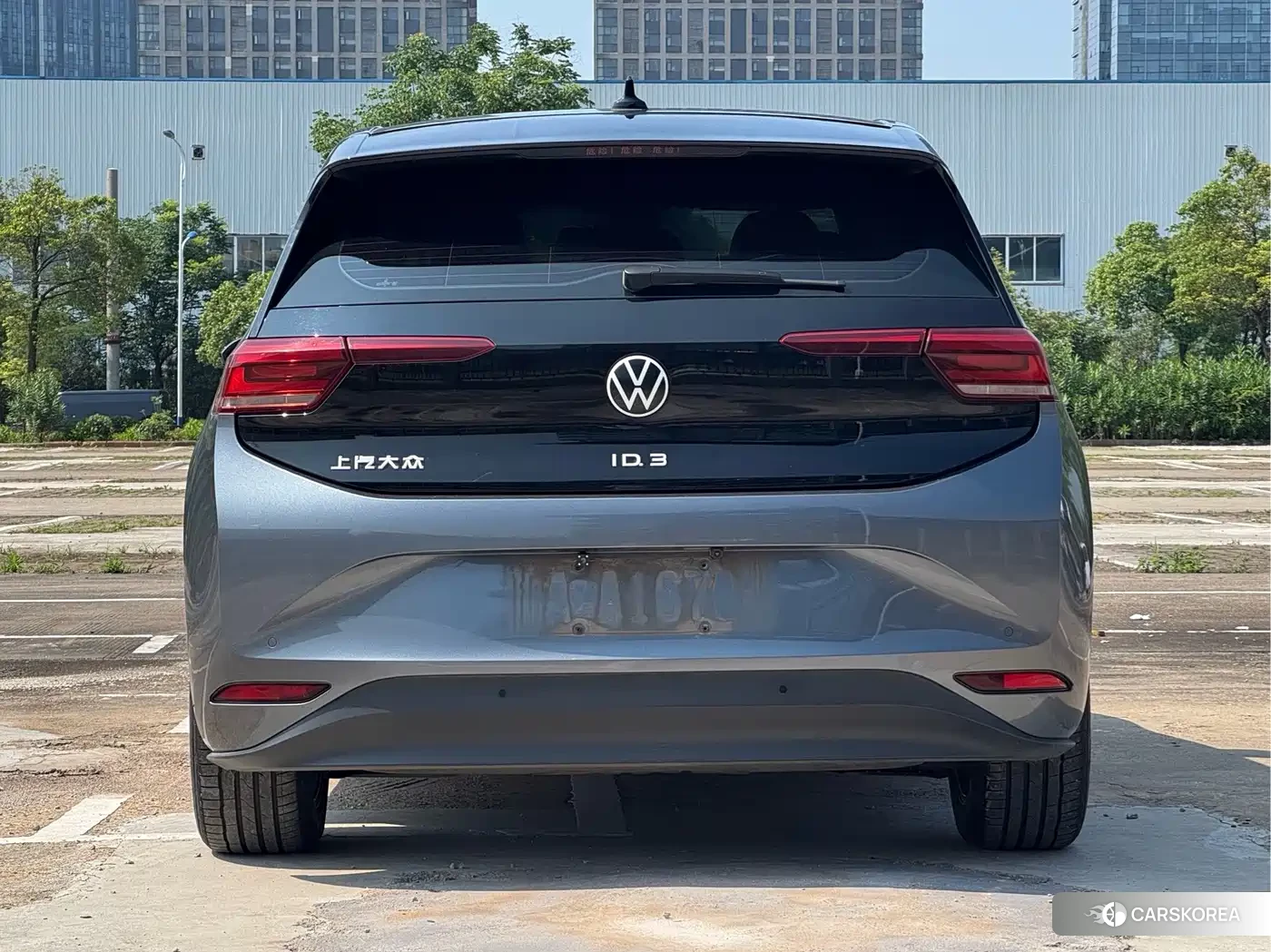Volkswagen ID.3 2023 Silver/gray из Китая, фото 3