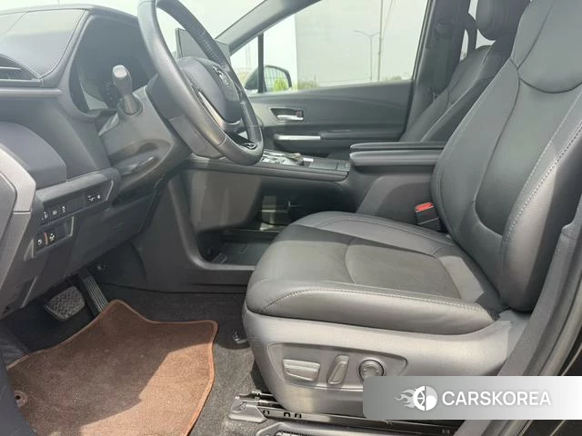 Toyota Saina 2022 Черный из Китая, фото 3