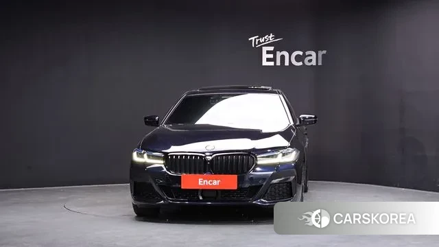 BMW 5 Series (G30) id 3561576 из Кореи 13