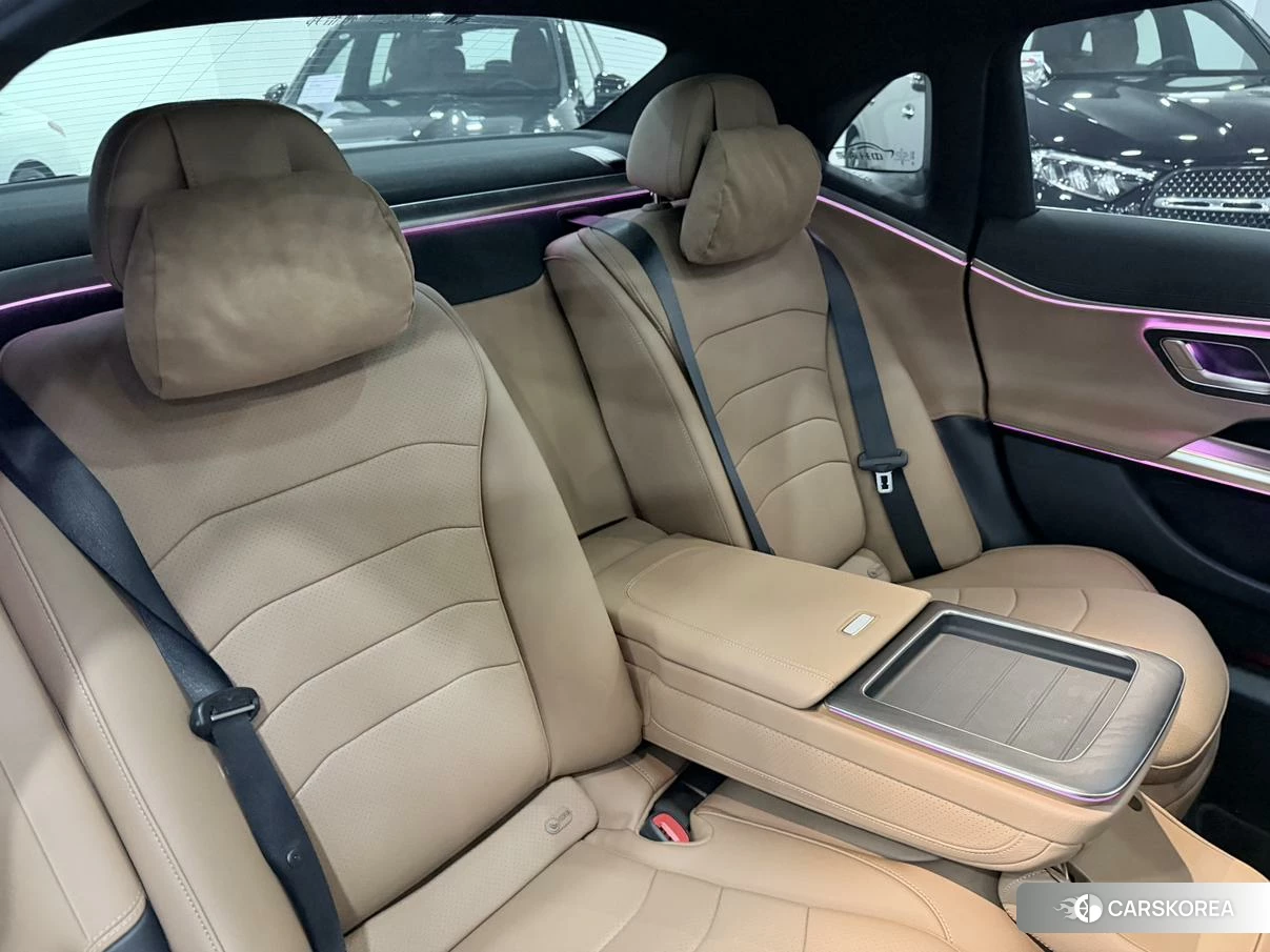 Mercedes-Benz E-class id 4487342 из Китая 23