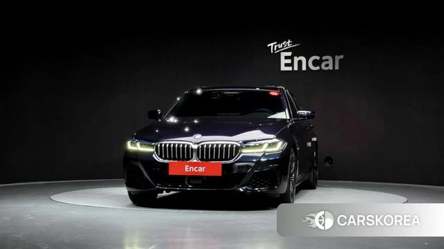 BMW 5 Series (G30) id 3859771 из Кореи 13