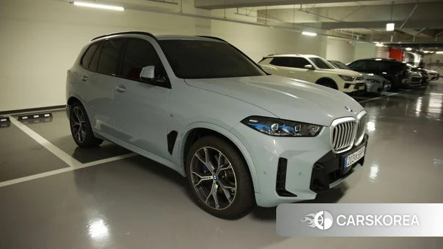 BMW X5 (G05) 2025 Цвет галактики из Кореи, фото 5